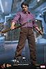 Click image for larger version. 

Name:	Hot Toys - The Avengers - Bruce Banner Collectible Figure_PR4.jpg 
Views:	5048 
Size:	400.5 KB 
ID:	145591