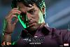 Click image for larger version. 

Name:	Hot Toys - The Avengers - Bruce Banner Collectible Figure_PR11.jpg 
Views:	2142 
Size:	431.5 KB 
ID:	145661