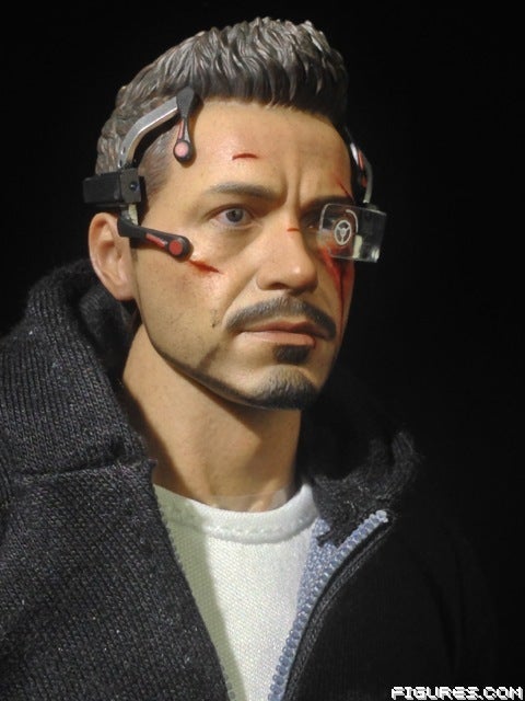 hot toys iron man 3 tony stark the mechanic
