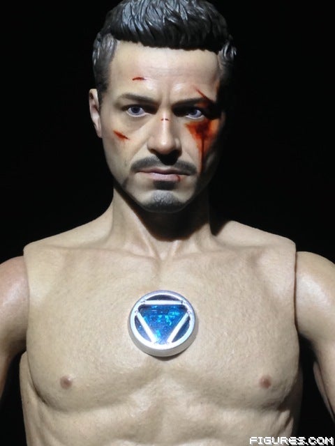 hot toys iron man tony stark
