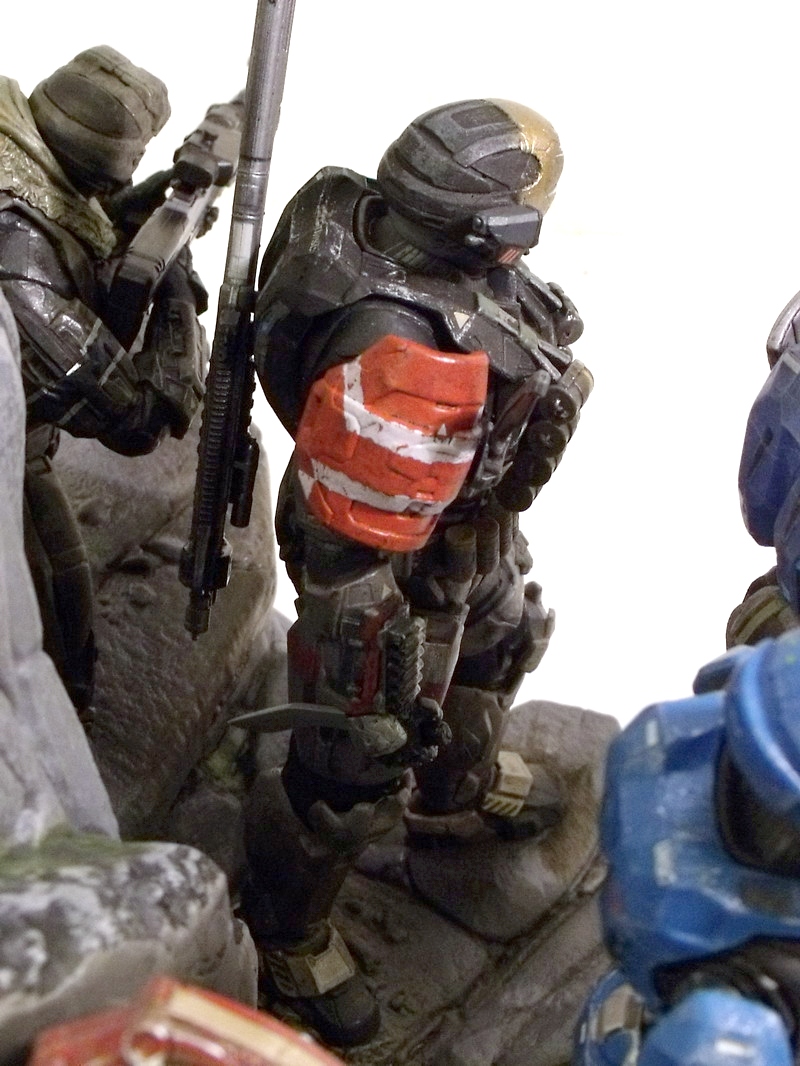 Halo Reach Noble Team Legendary Limited Edition Statue 2010 NOT COMPLETE