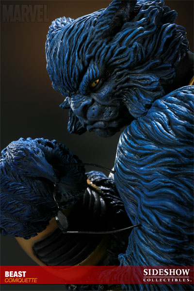 sideshow beast comiquette