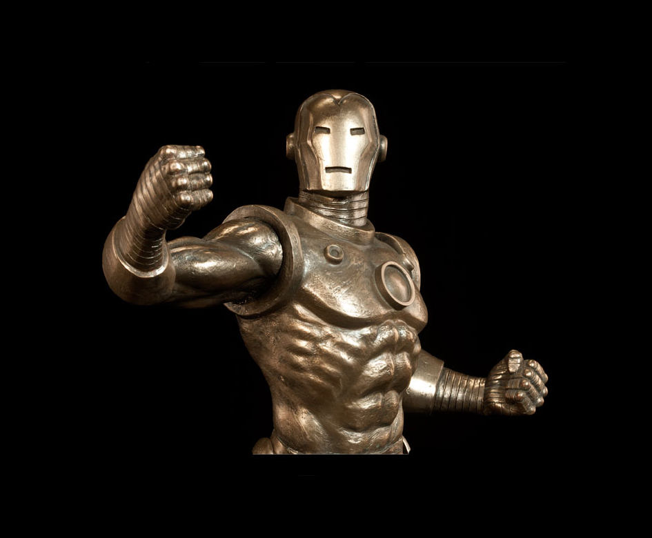 Колд мен. Iron man Statue. Статуя железного человека в Москве. Cast Iron Statue. Sideshow статуя Тонтона.