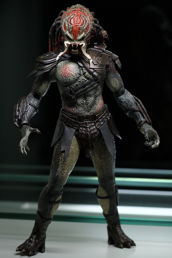 REVIEW: Hot Toys MMS "Predators" - BERSERKER