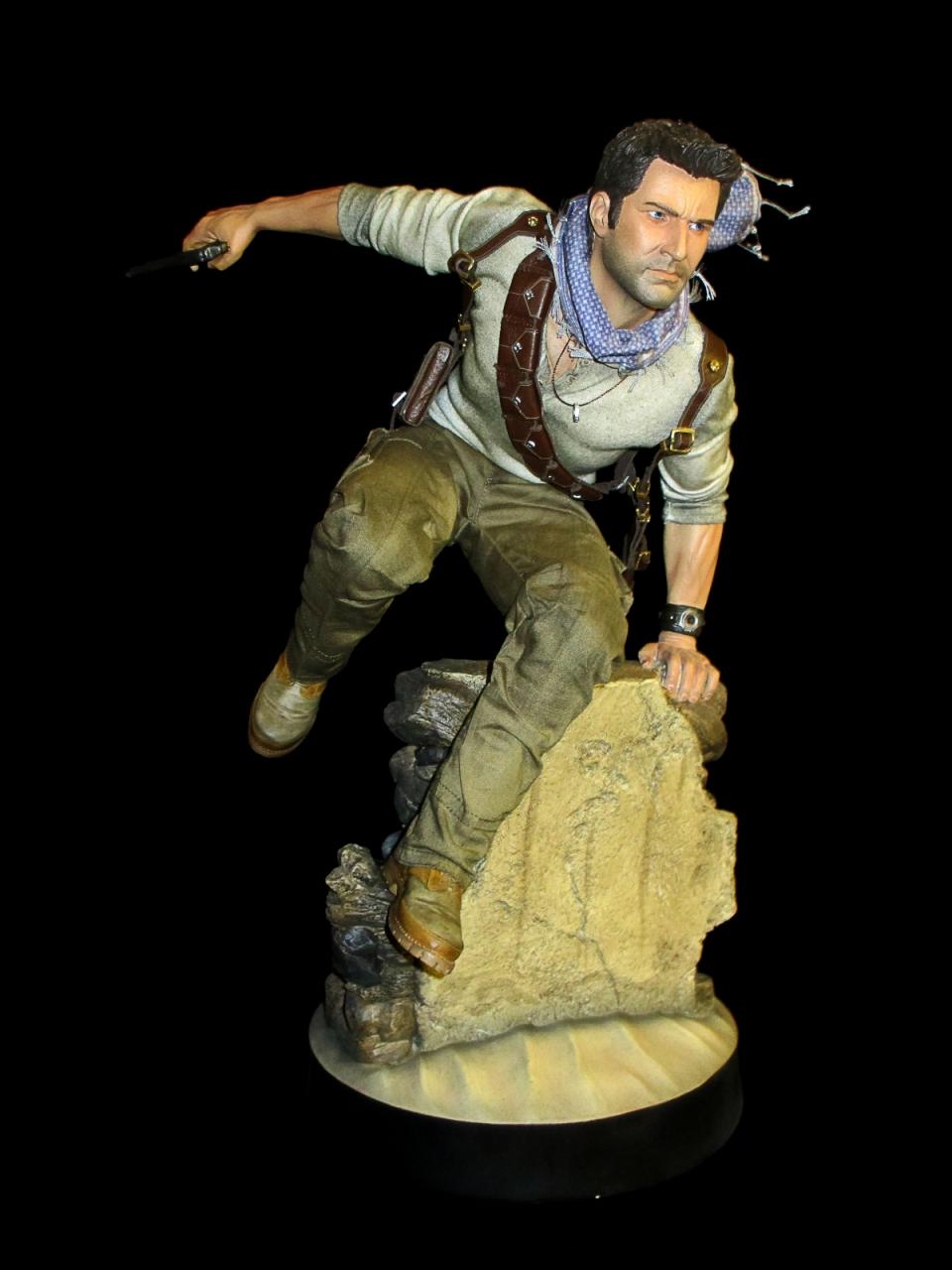 uncharted figurines