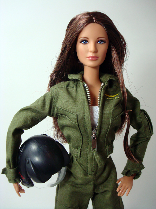 green lantern barbie doll