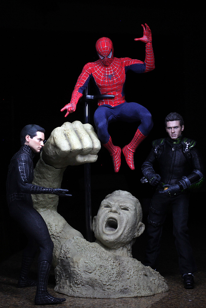 REVIEW: REVIEW: Hot Toys SPIDER-MAN (Black Suit Version)