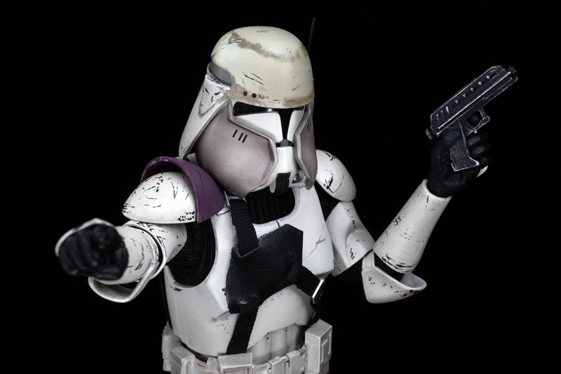 sideshow commander bacara