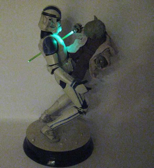 yoda clone trooper statue
