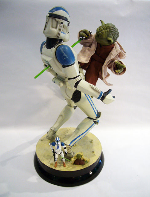 yoda clone trooper statue