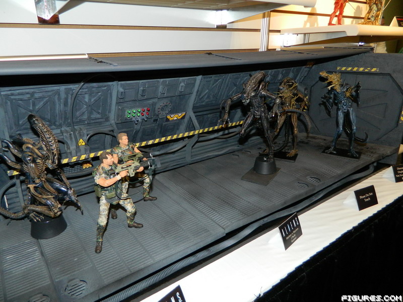 neca alien diorama