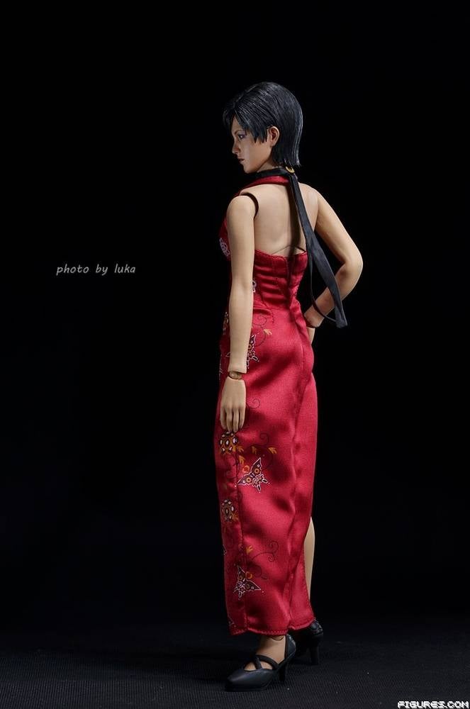 Hot Toys RE4 Ada Wong