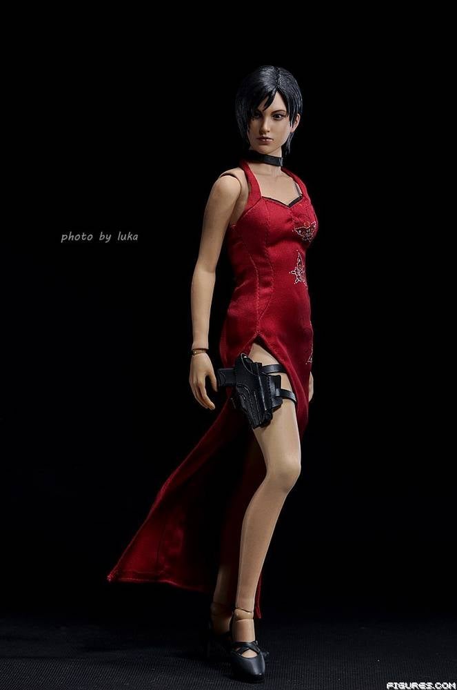 Hot Toys RE4 Ada Wong