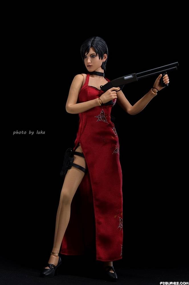 Hot Toys RE4 Ada Wong