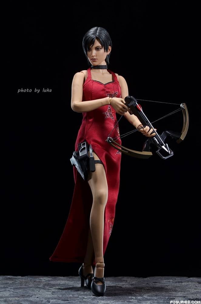 Hot Toys RE4 Ada Wong