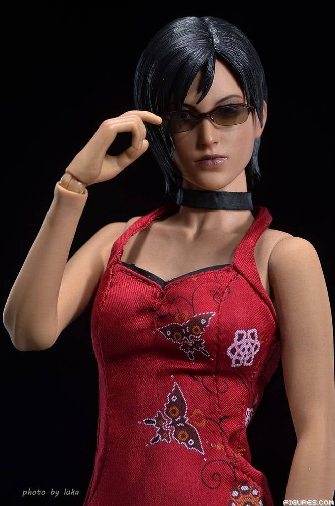 Hot Toys RE4 Ada Wong