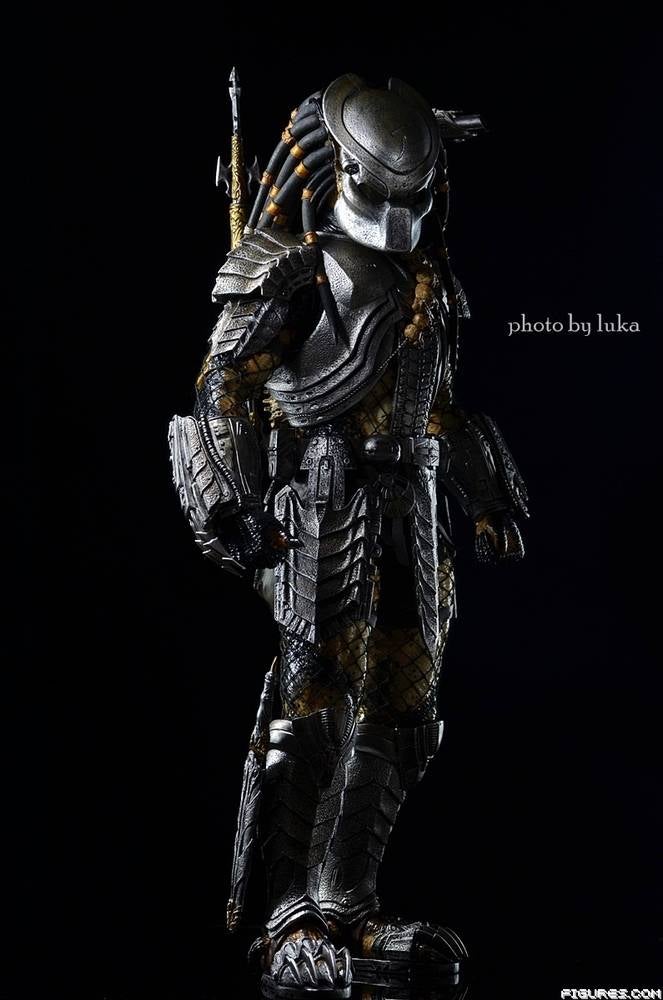 Hot Toys AvP Scar Predator (2013)