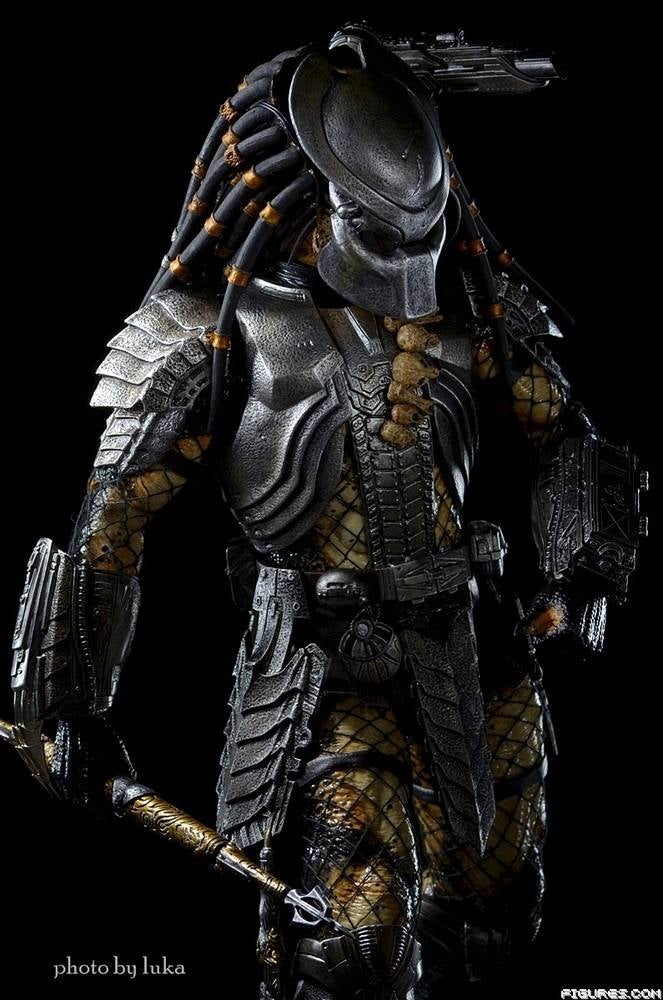 Hot Toys AvP Scar Predator (2013)