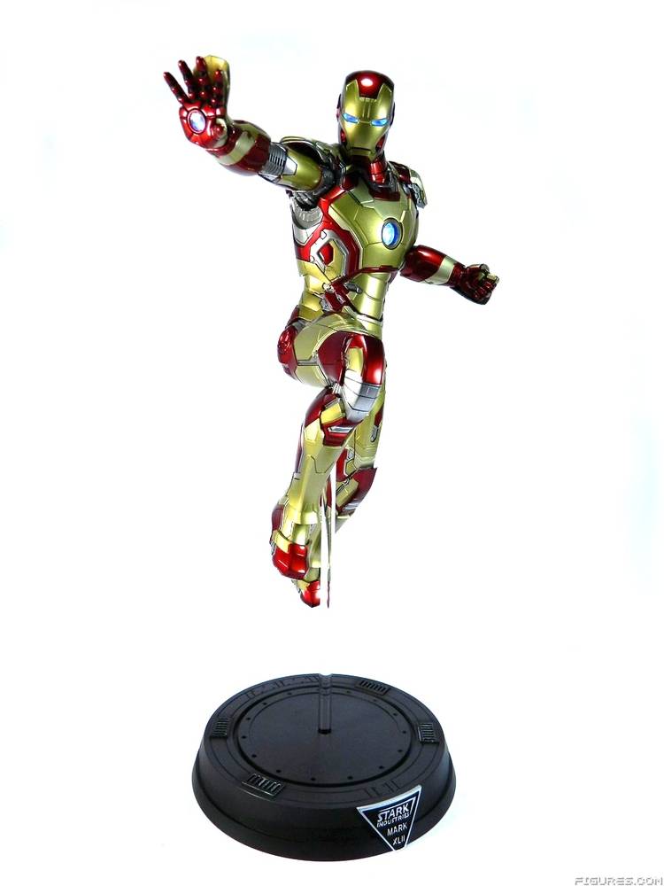 Power Pose Iron Man