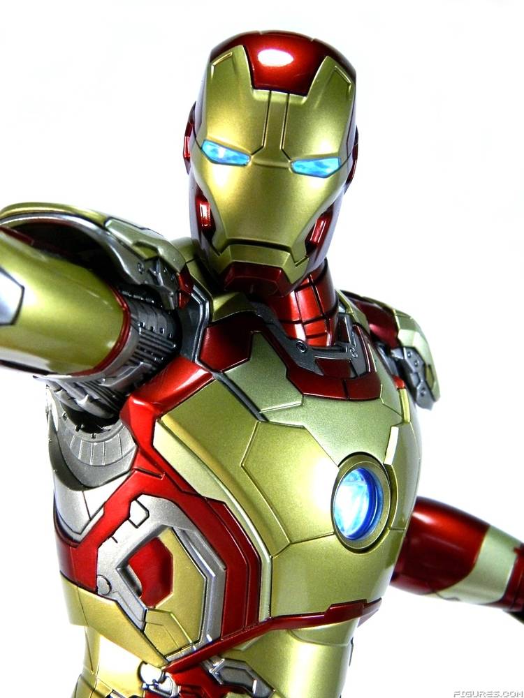 Power Pose Iron Man