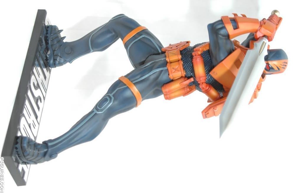 Koto Deathstroke ARTFX Statue