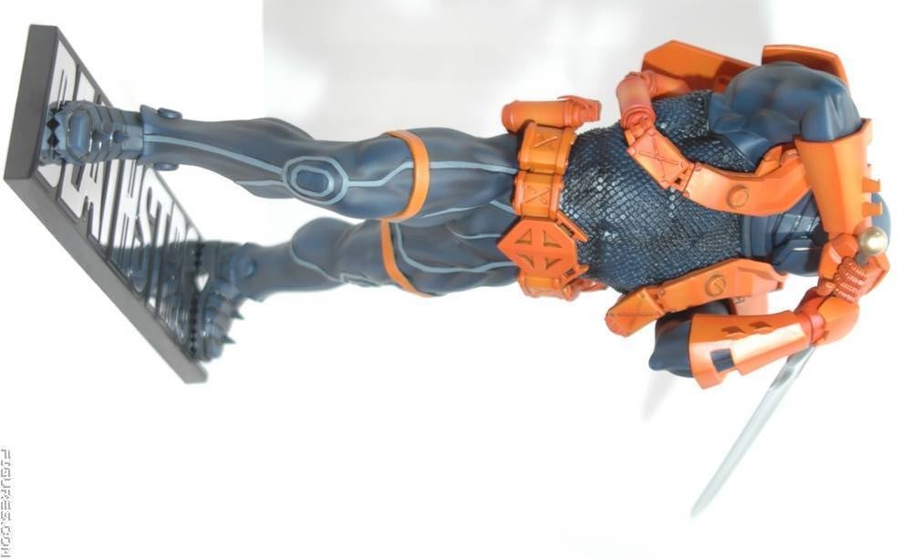 Koto Deathstroke ARTFX Statue