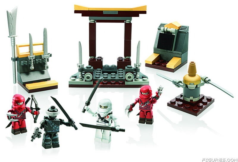 KRE-O_G_I_JOE_NINJA_TEMPLE_BATTLE_A3362