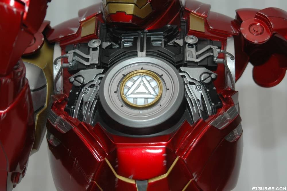 Iron Man Mark VI Legendary Bust