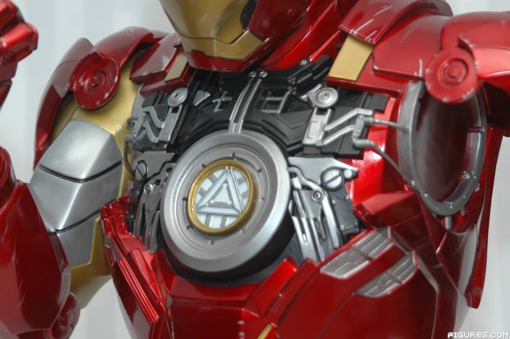 Iron Man Mark VI Legendary Bust