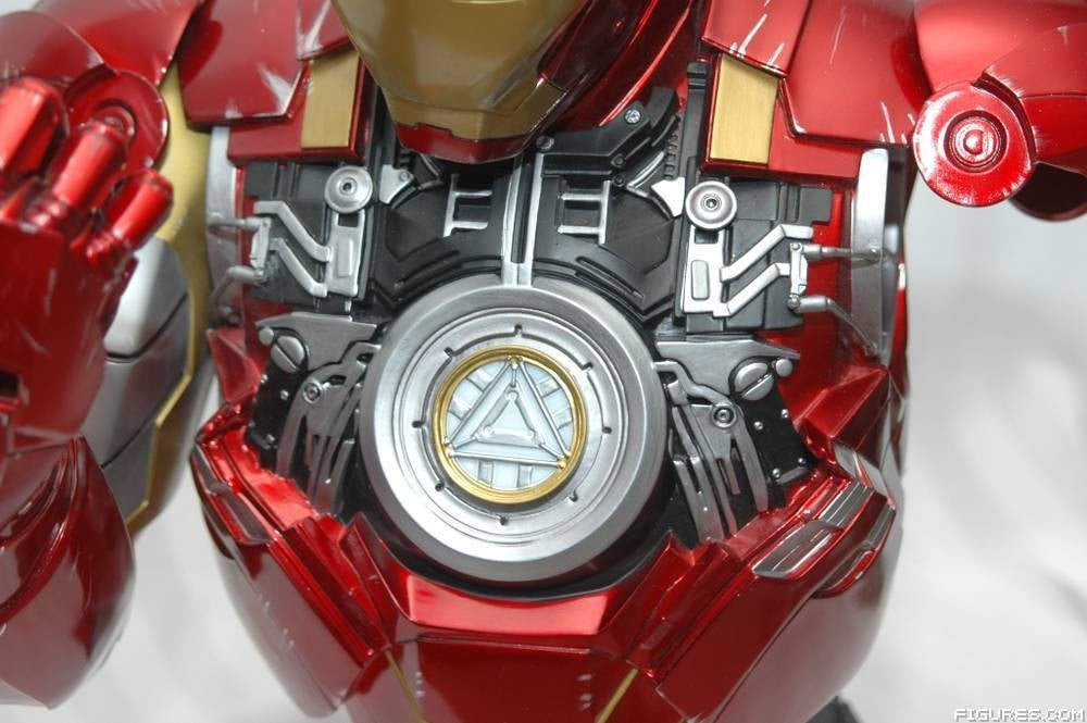 Iron Man Mark VI Legendary Bust