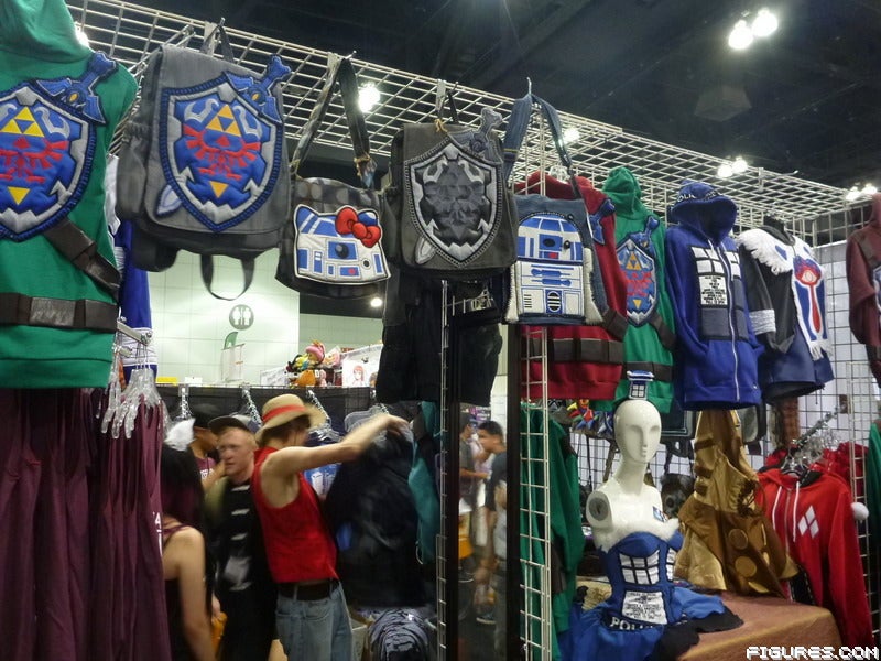 exhibithall022