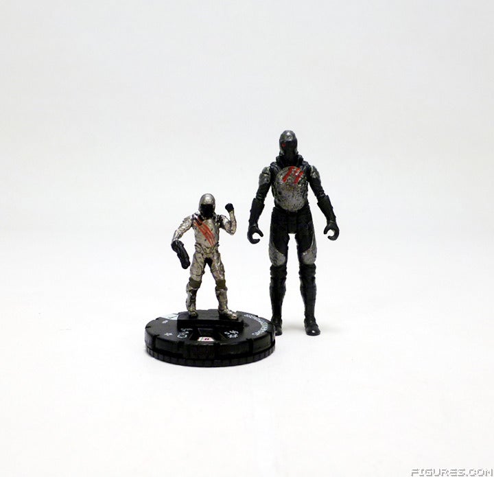 comparison_-_sakaaran_officer