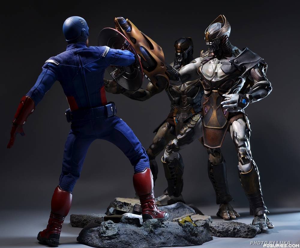 Avengers Chitauri Commander and Soldier Set