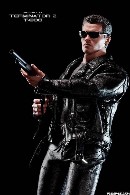 hot toys t800 dx10