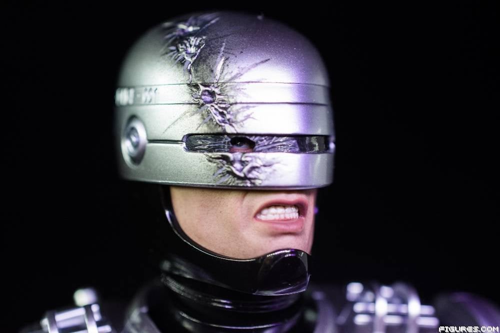 HT MMS 203 Robocop with Chair