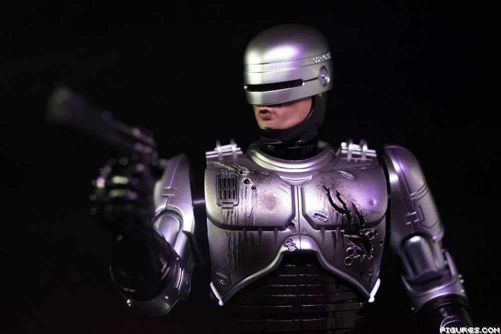 HT MMS 203 Robocop with Chair