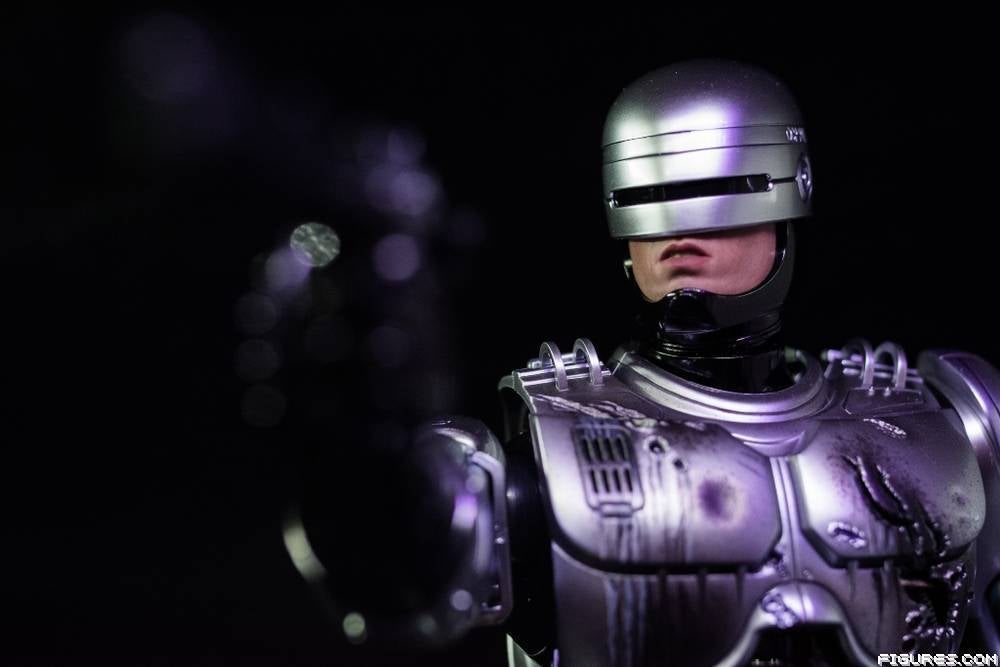 HT MMS 203 Robocop with Chair