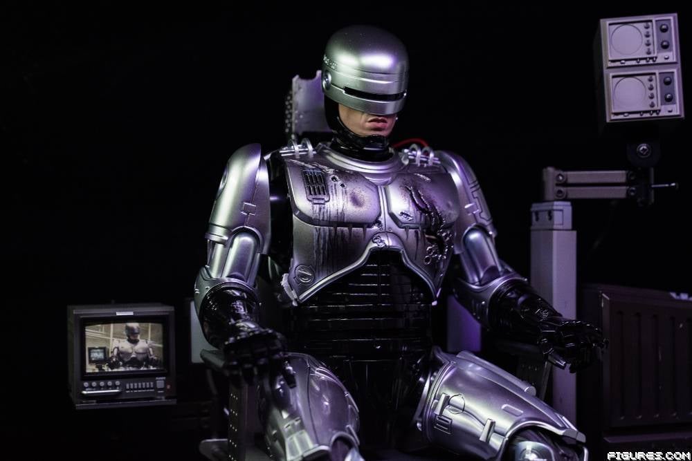 HT MMS 203 Robocop with Chair
