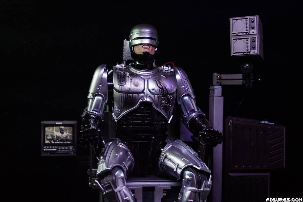 HT MMS 203 Robocop with Chair