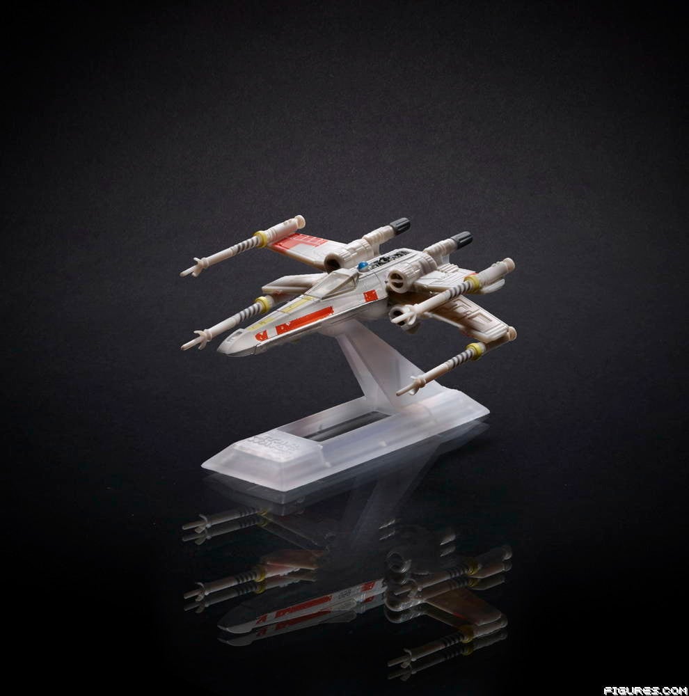 BLACK_SERIES_TITANIUM_X-Wing_B3929_1