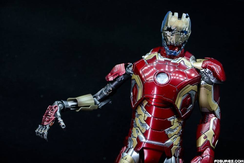 Hot Toys Age of Ultron Iron Man Mk XLIII