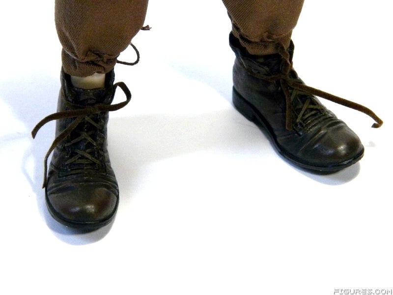 1romanCLOSEBOOTS1