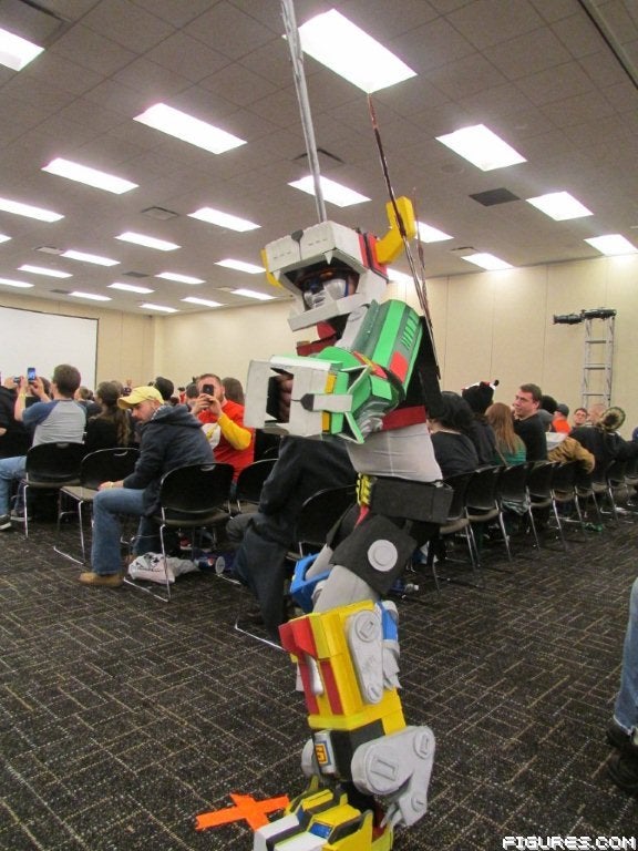 stl_wizard_world_2013_costume_contest_243