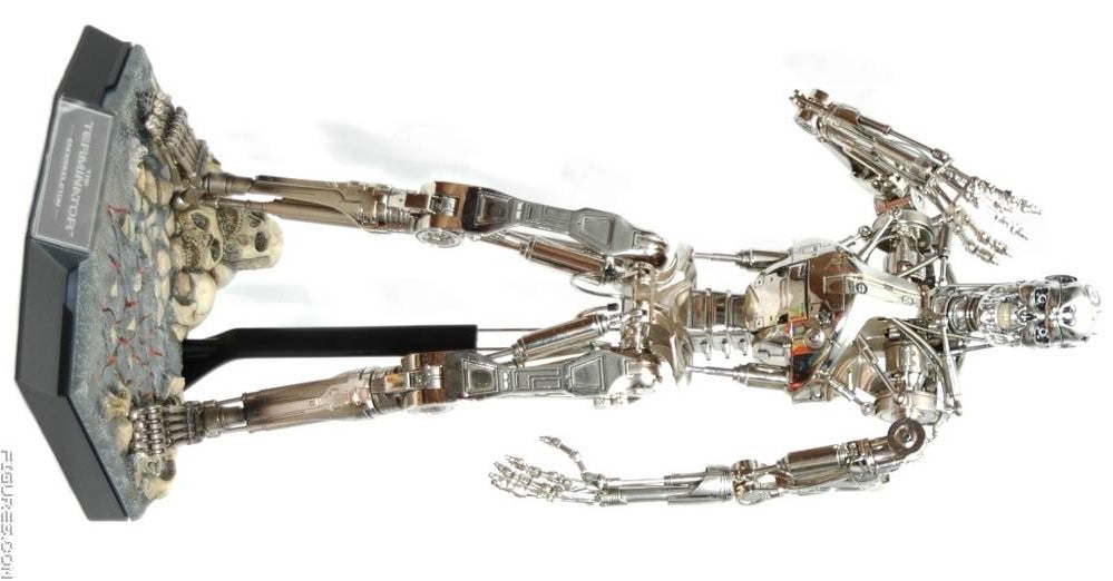 Hot Toys QS002 Endoskeleton