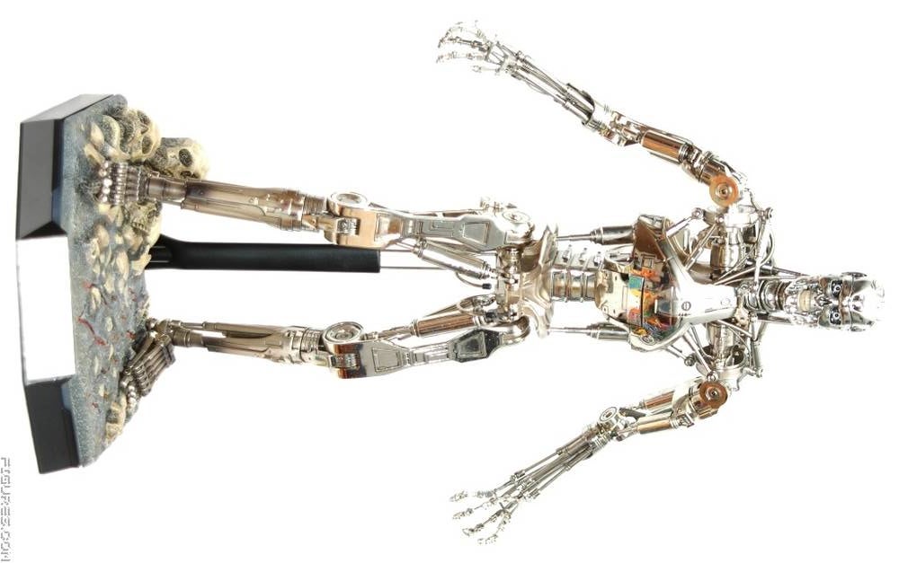 Hot Toys QS002 Endoskeleton
