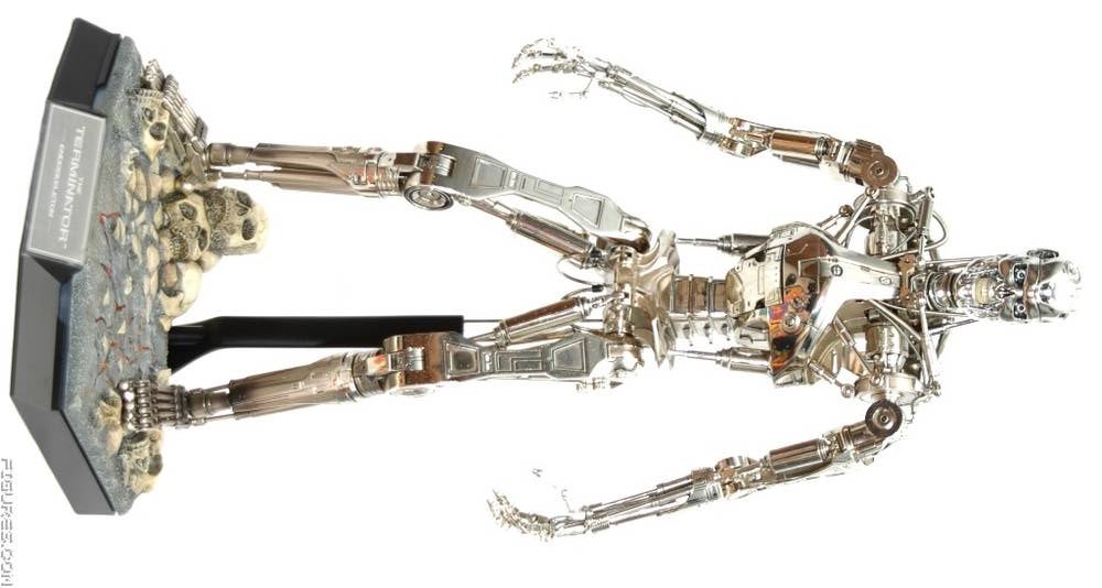 Hot Toys QS002 Endoskeleton