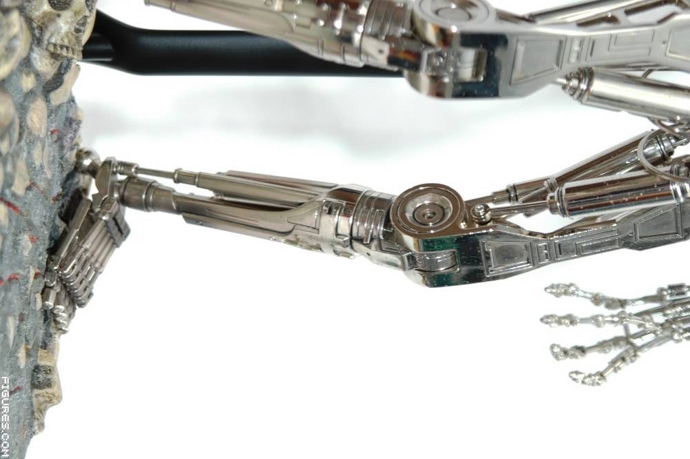 Hot Toys QS002 Endoskeleton