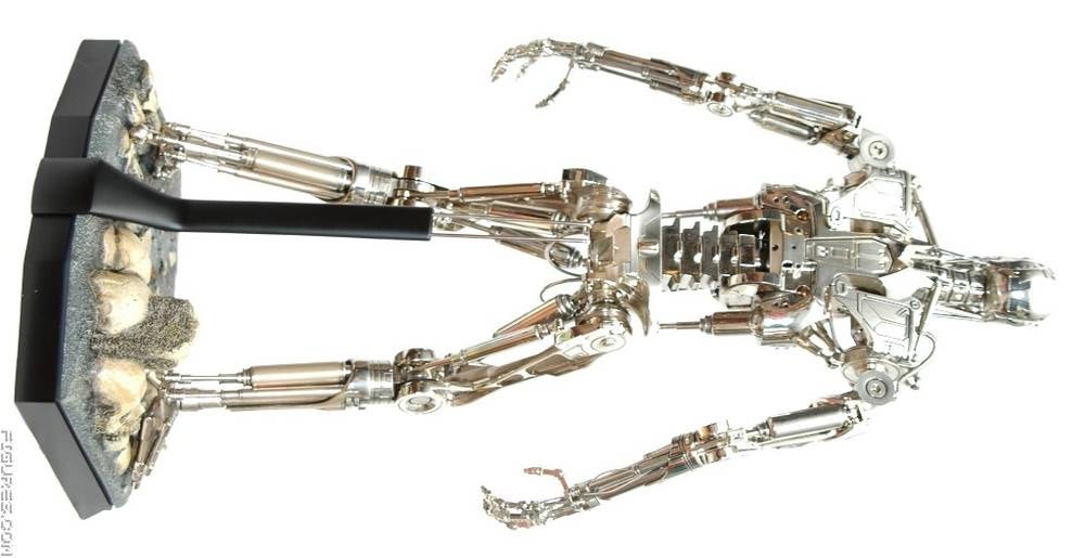 Hot Toys QS002 Endoskeleton