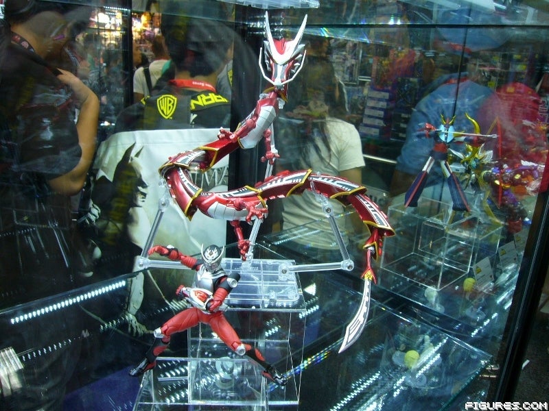 P1390441_800x600_