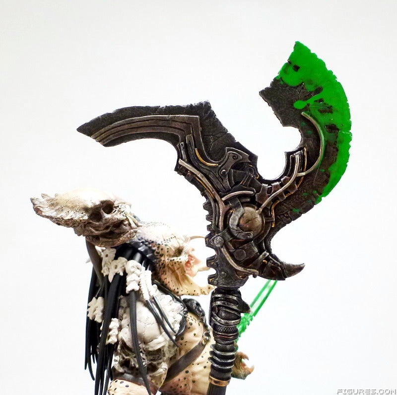 REVIEW: REVIEW: Sideshow Collectibles Predator Bad Blood Statue